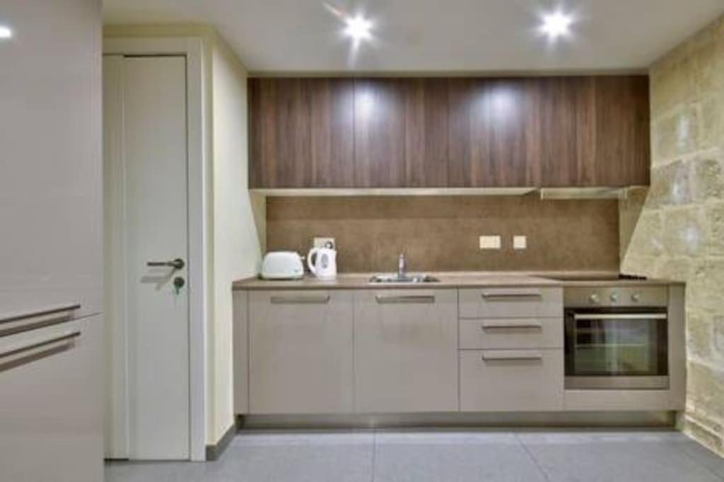 Vallettastay - Orangerie Two Bedroom Apartment 201 Buitenkant foto